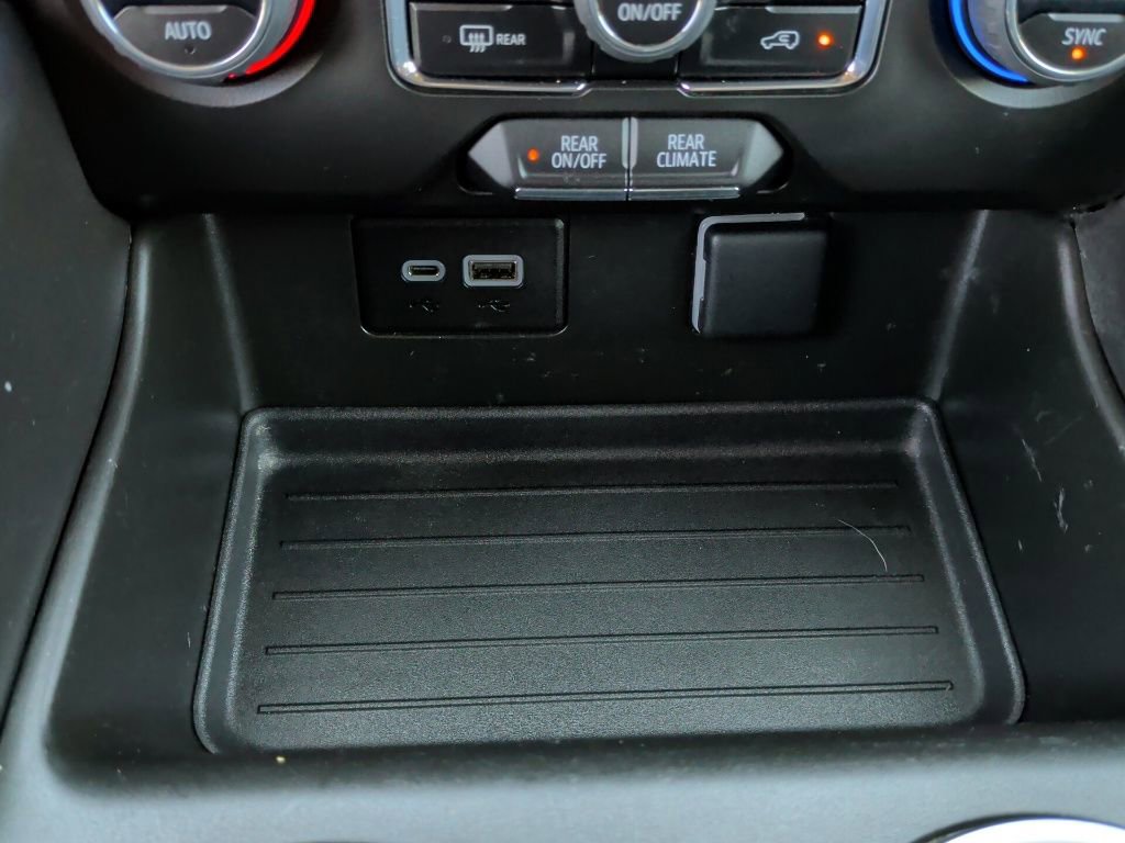 Used 2023 Chevrolet Tahoe 2WD w/ 1FL Safety Package image 28