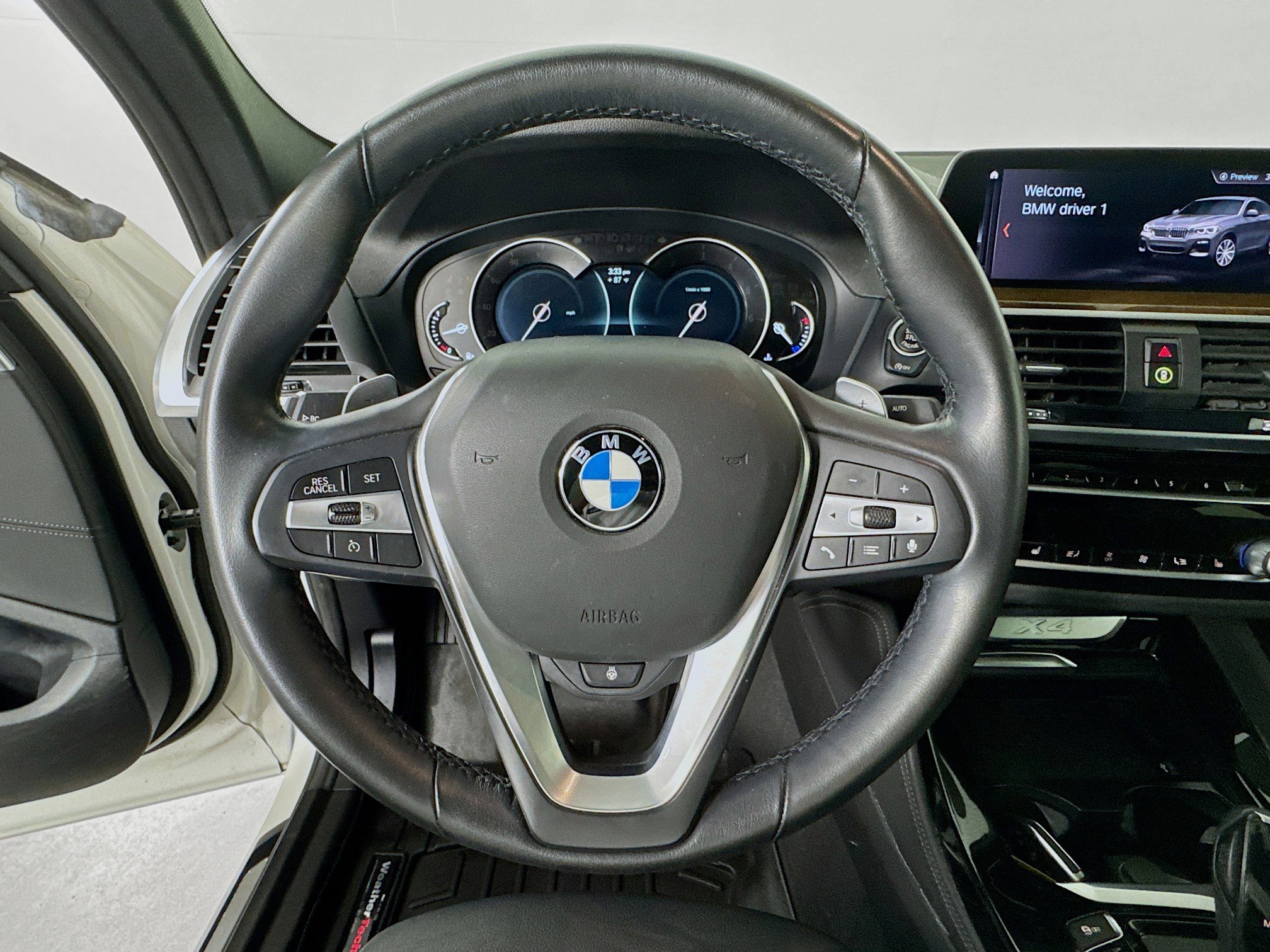 Used 2021 BMW X4 xDrive30i AWD/4WD image 11