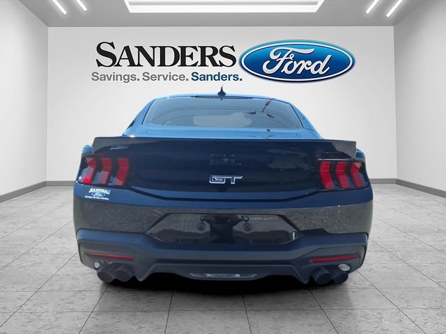 Used 2024 Ford Mustang GT Premium RWD image 3