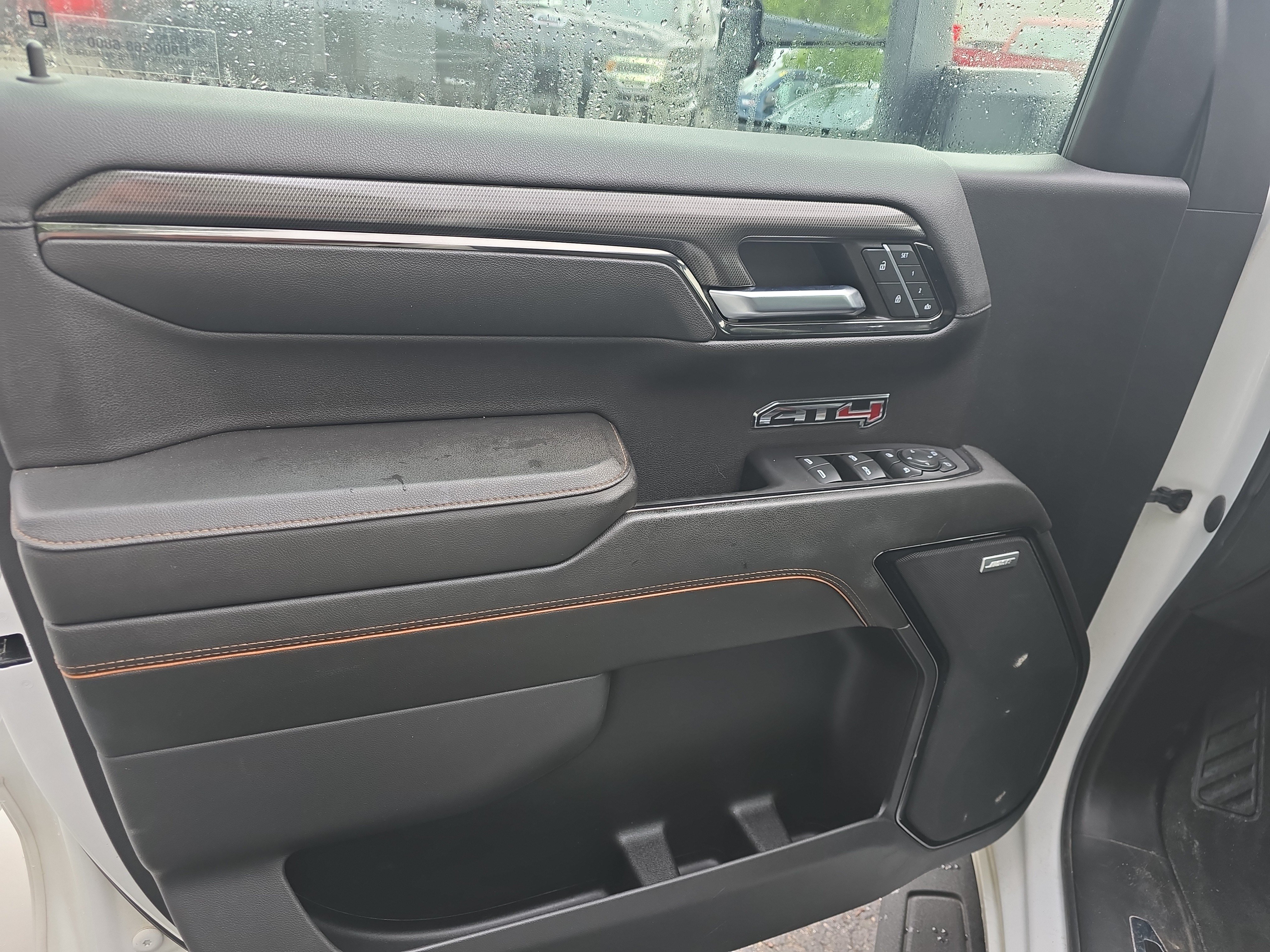 Used 2024 GMC Sierra 1500 AT4 w/ Technology Package AWD/4WD image 18