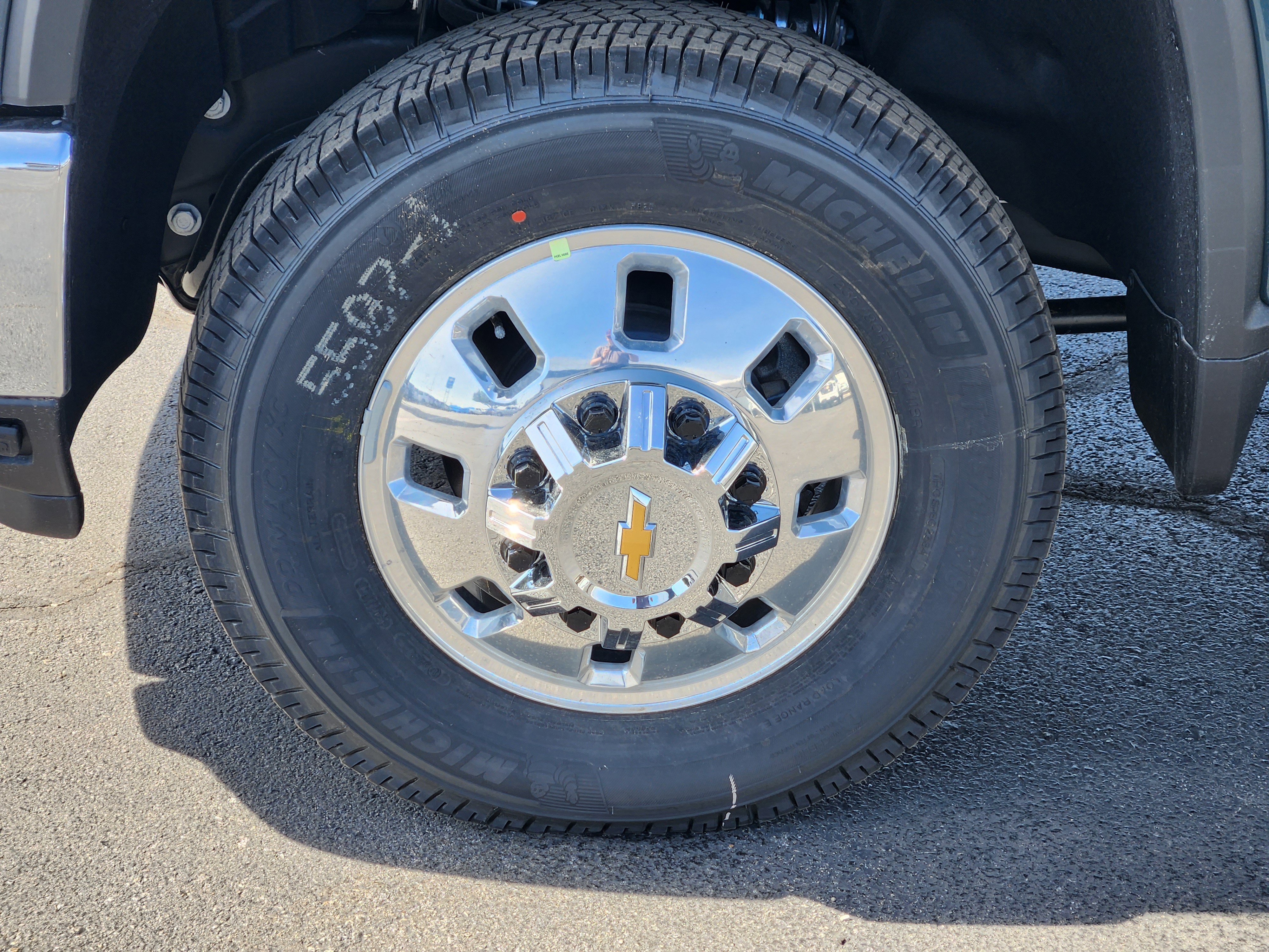 New 2026 Chevrolet Silverado 3500 LTZ w/ LTZ Texas Edition image 8