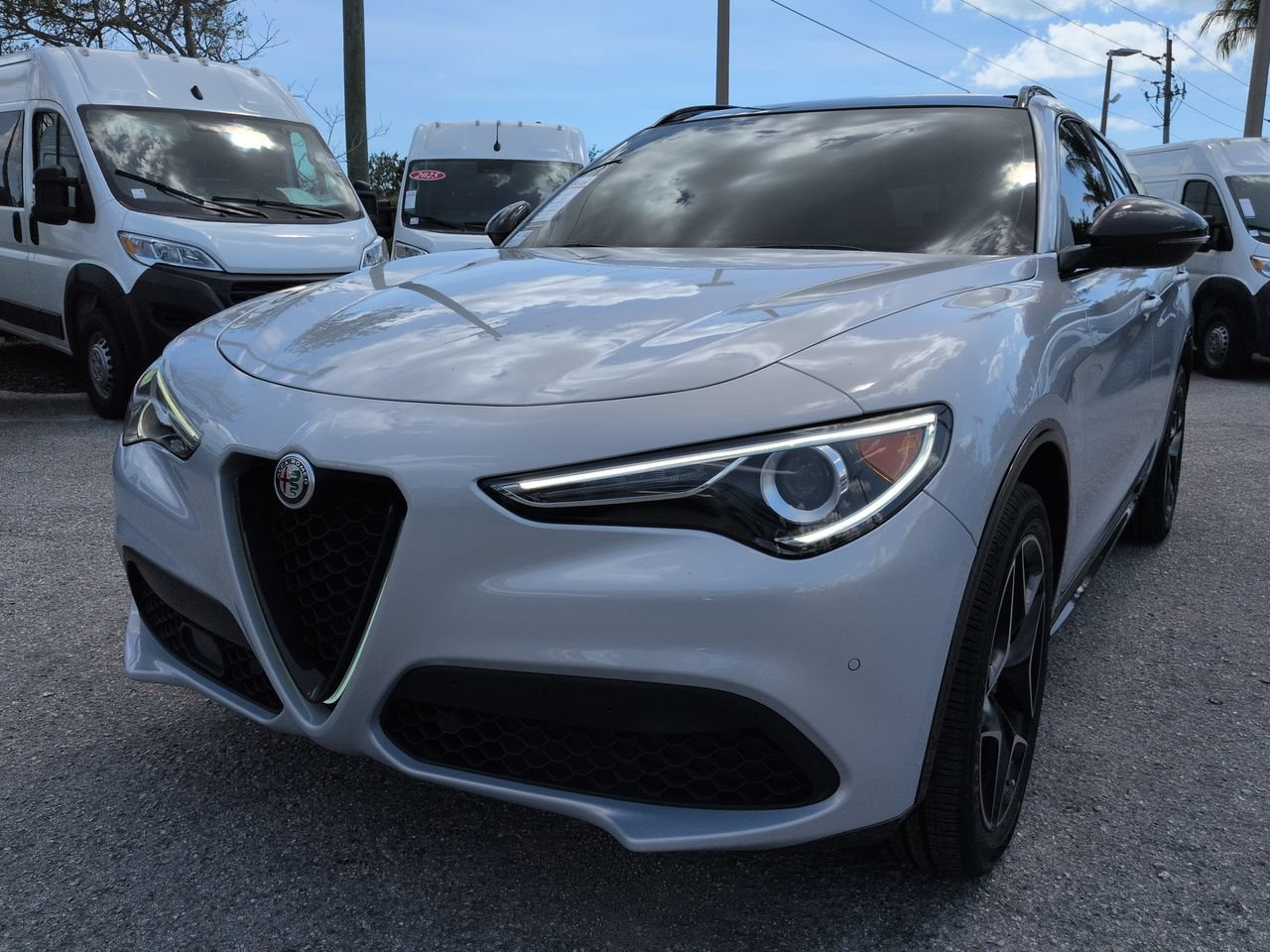 Used 2020 Alfa Romeo Stelvio Ti Sport AWD/4WD image 9