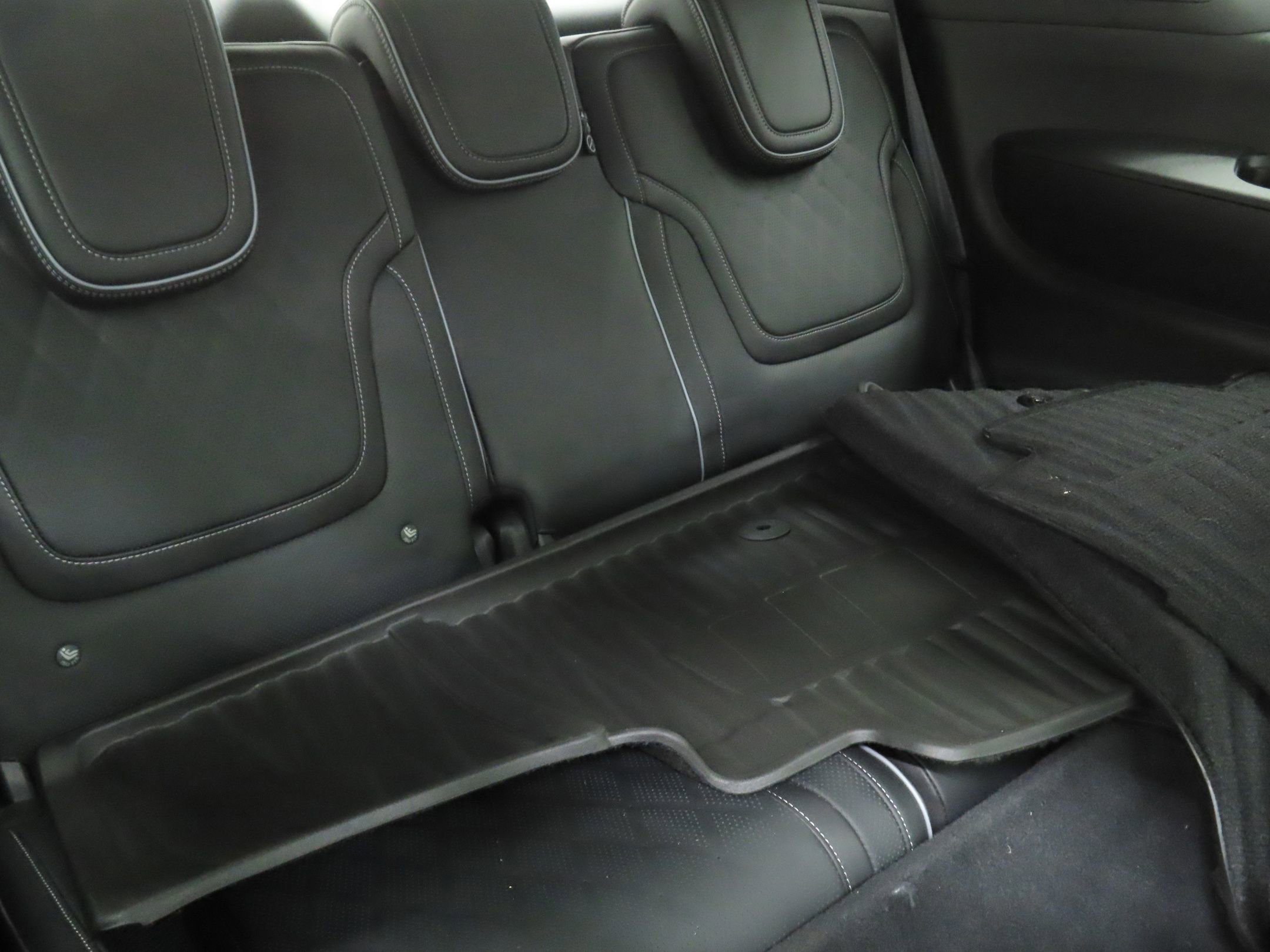 Used 2025 INFINITI QX80 Autograph image 23