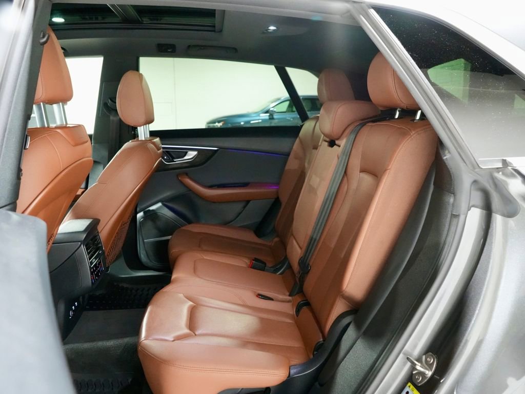 Used 2020 Audi Q8 Premium Plus w/ Premium Plus Package image 29