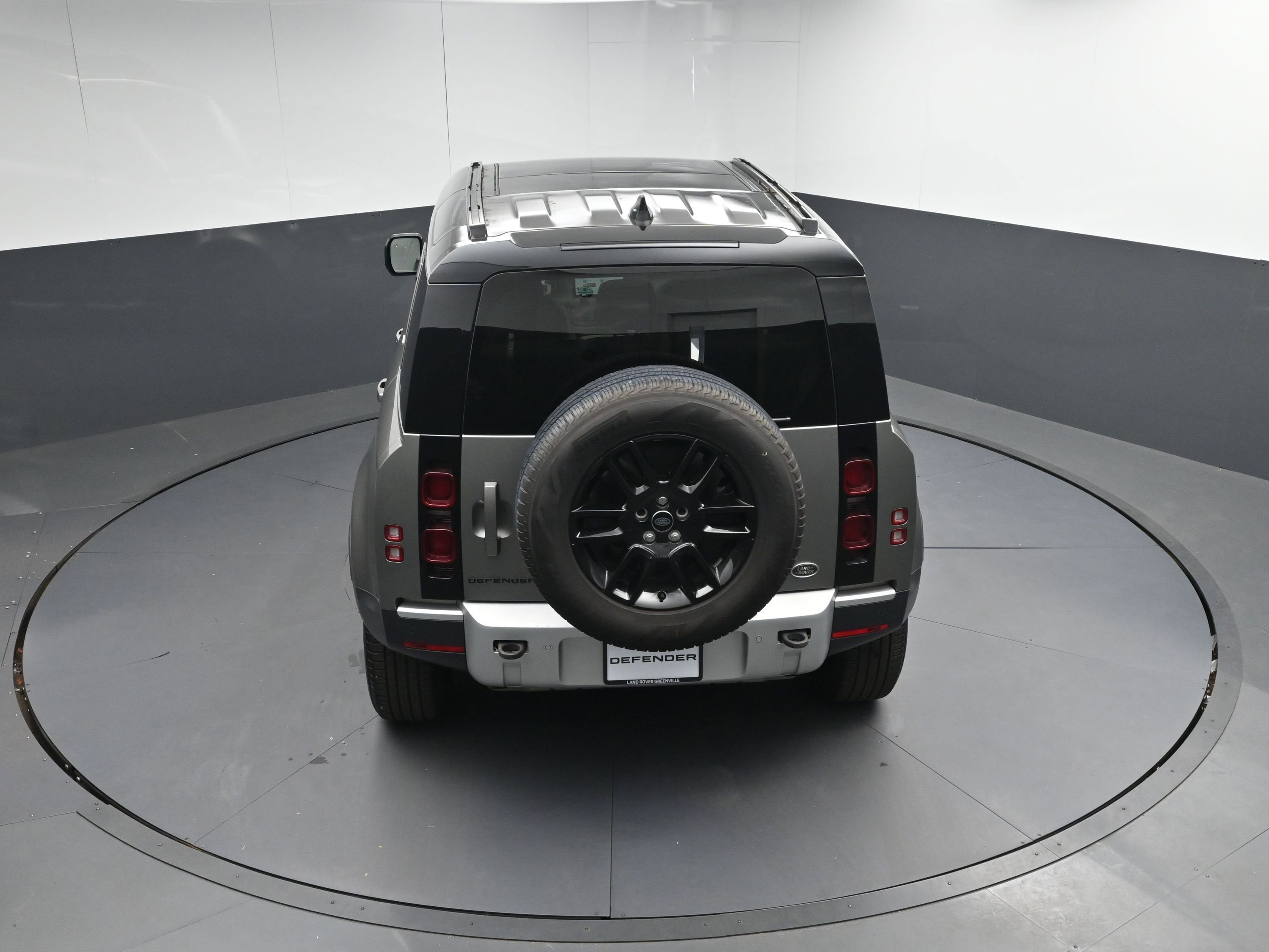 Certified 2023 Land Rover Defender 110 S image 34