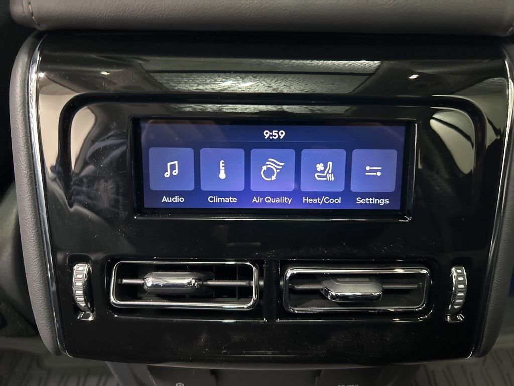 Used 2025 Lincoln Aviator Reserve w/ Equipment Group 201A image 28