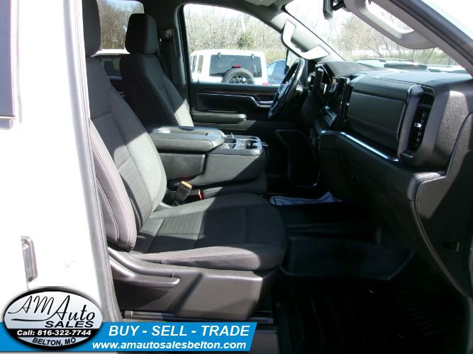Used 2024 Chevrolet Silverado 2500 LT w/ Convenience Package image 21