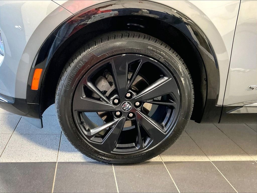 Used 2024 Buick Envision Sport Touring AWD/4WD image 7