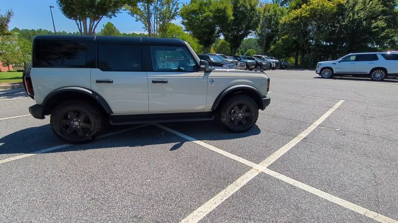 Used 2025 Ford Bronco Outer Banks AWD/4WD image 9