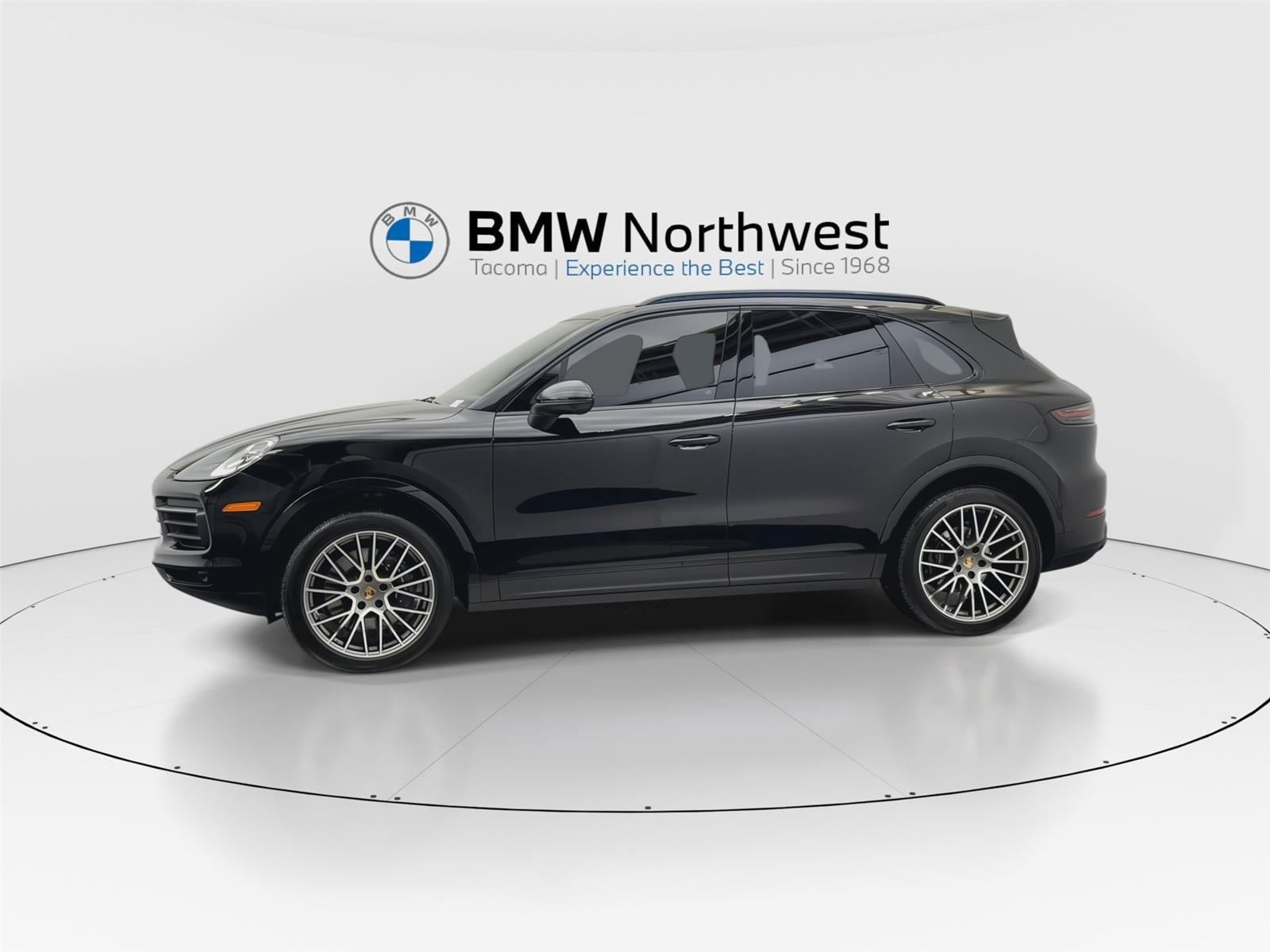 Used 2023 Porsche Cayenne image 10