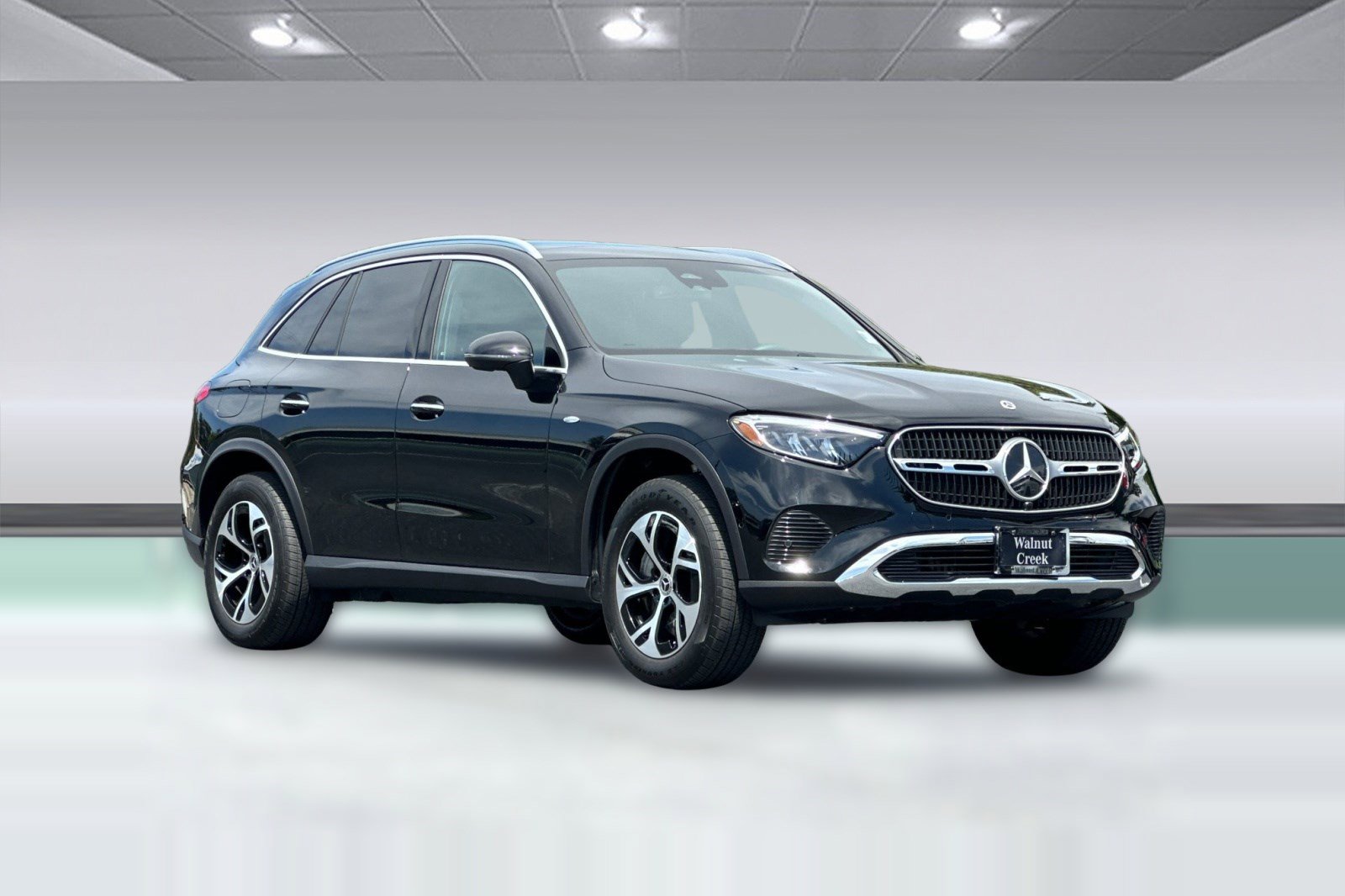 New 2025 Mercedes-Benz GLC 350e 4MATIC image 7