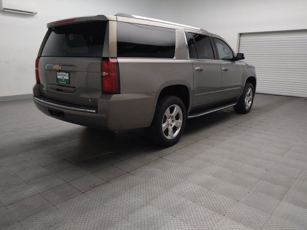 Used 2017 Chevrolet Suburban Premier RWD image 9