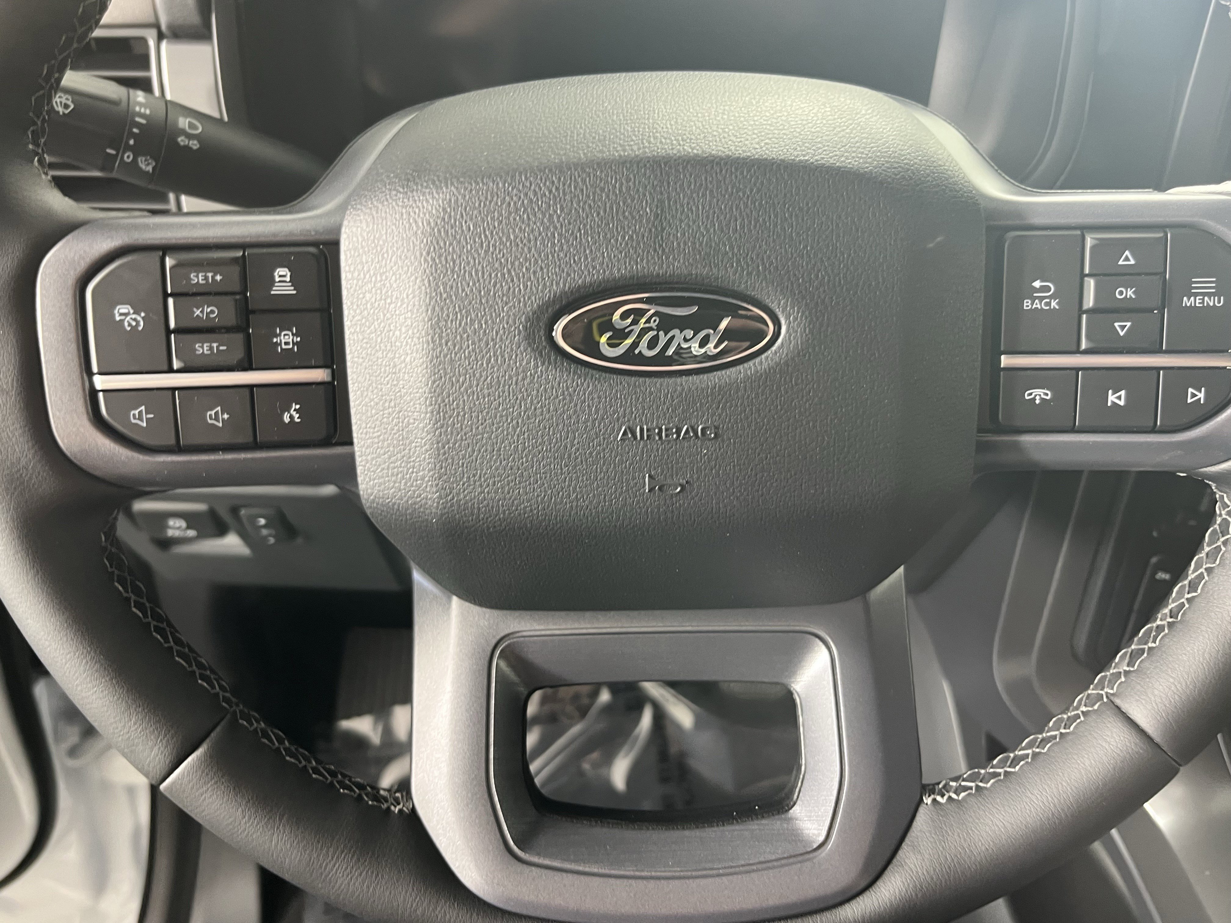New 2026 Ford F150 Lariat w/ Equipment Group 501A Mid AWD/4WD image 18