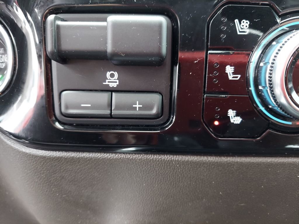 Used 2018 Chevrolet Trax LS image 34