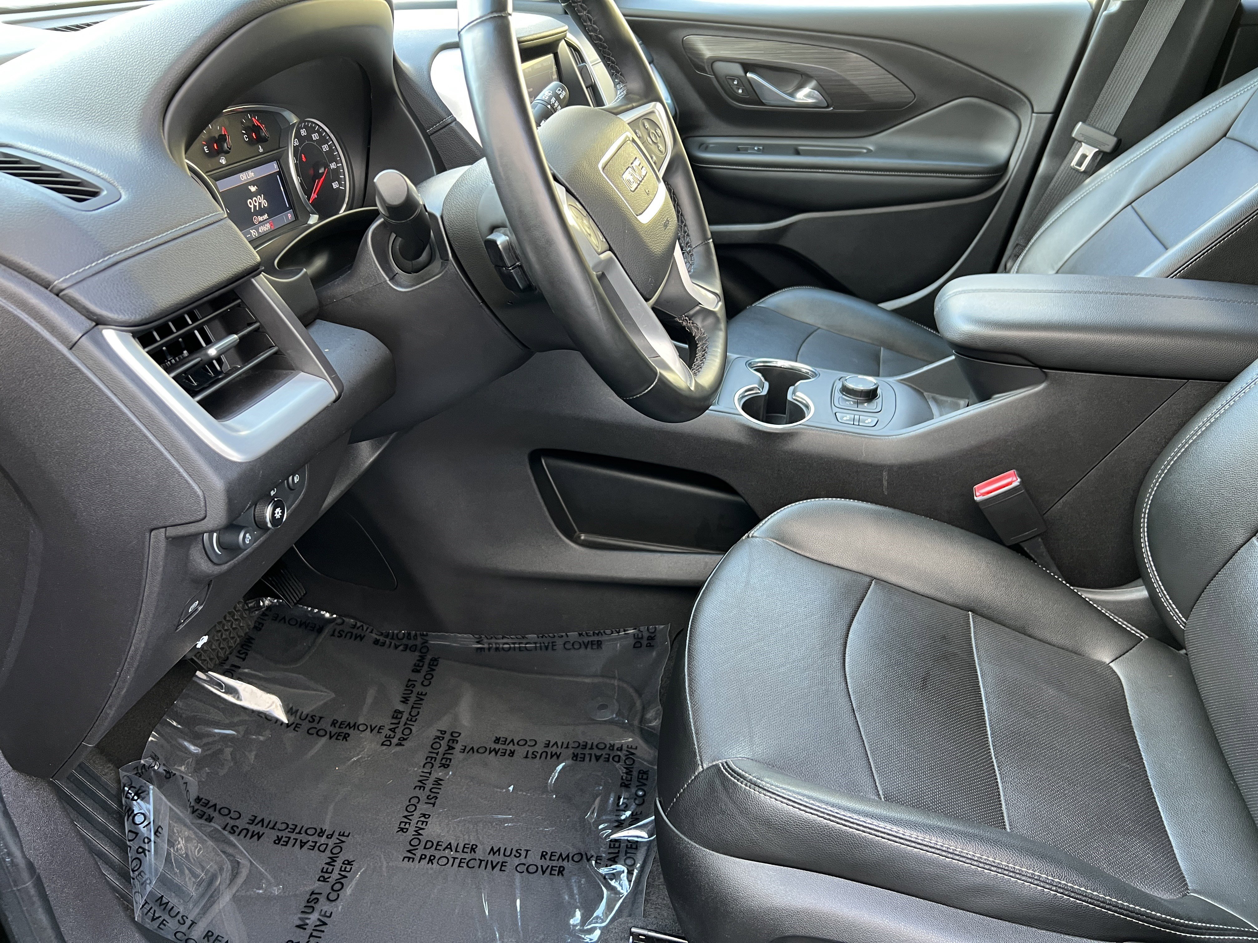 Used 2024 GMC Terrain SLT image 13