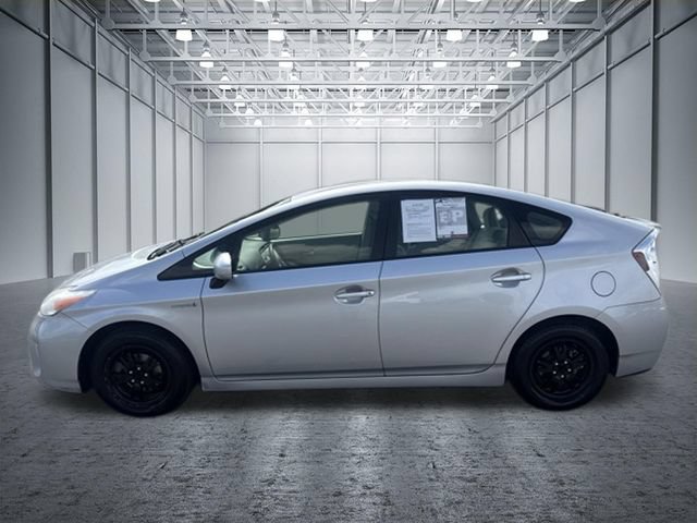Used 2012 Toyota Prius Two FWD image 2