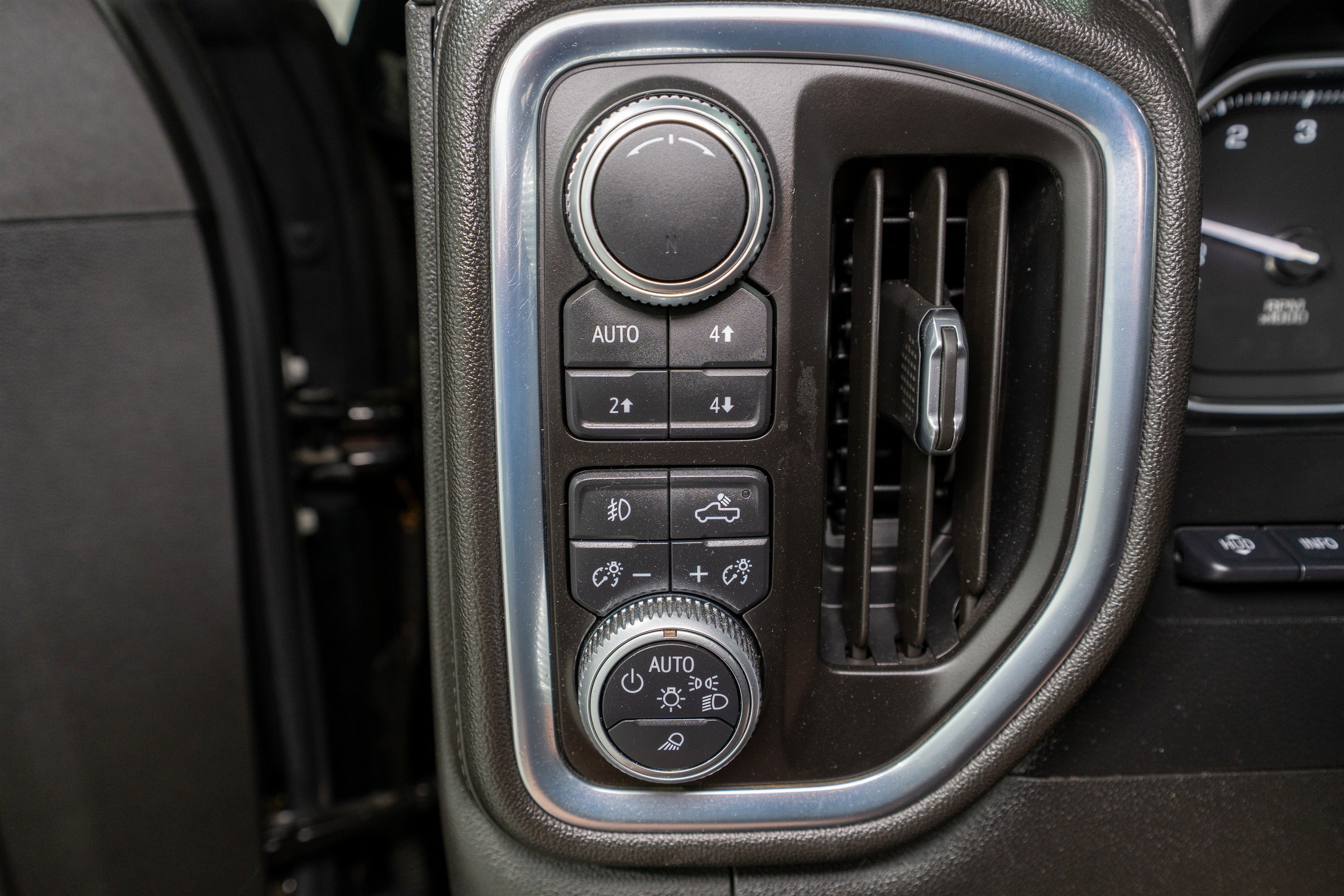 Used 2019 GMC Sierra 1500 Denali w/ Denali Ultimate Package AWD/4WD image 36