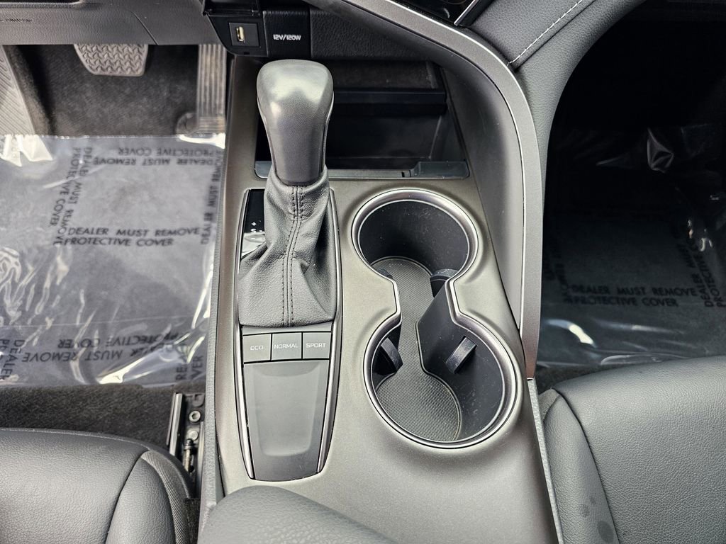 Used 2023 Toyota Camry SE image 24