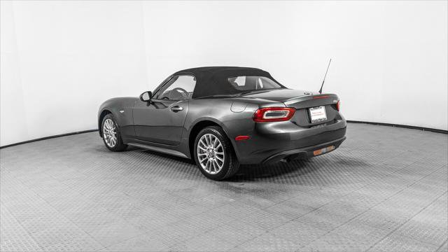 Used 2017 FIAT 124 Spider Classica image 27