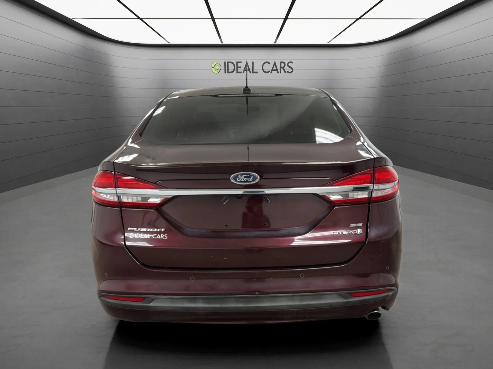 Used 2017 Ford Fusion SE w/ Equipment Group 602A FWD image 6