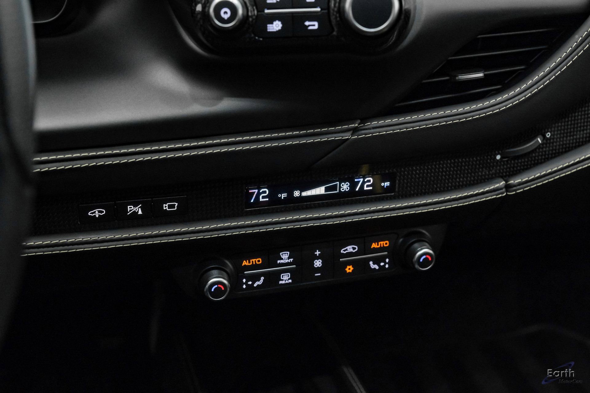 Used 2022 Ferrari F8 Tributo image 92