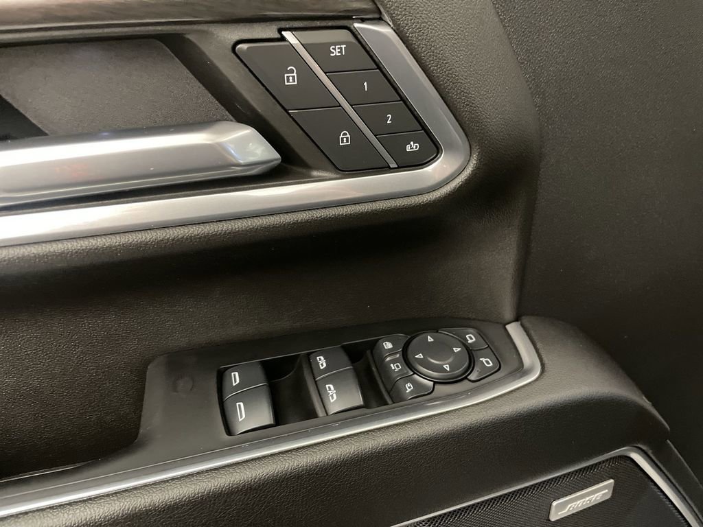 Used 2024 Chevrolet Silverado 2500 LTZ w/ LTZ Premium Package AWD/4WD image 17