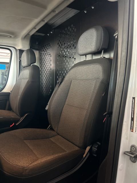 Used 2025 RAM ProMaster 2500 w/ U-Haul Equipment Group FWD image 6