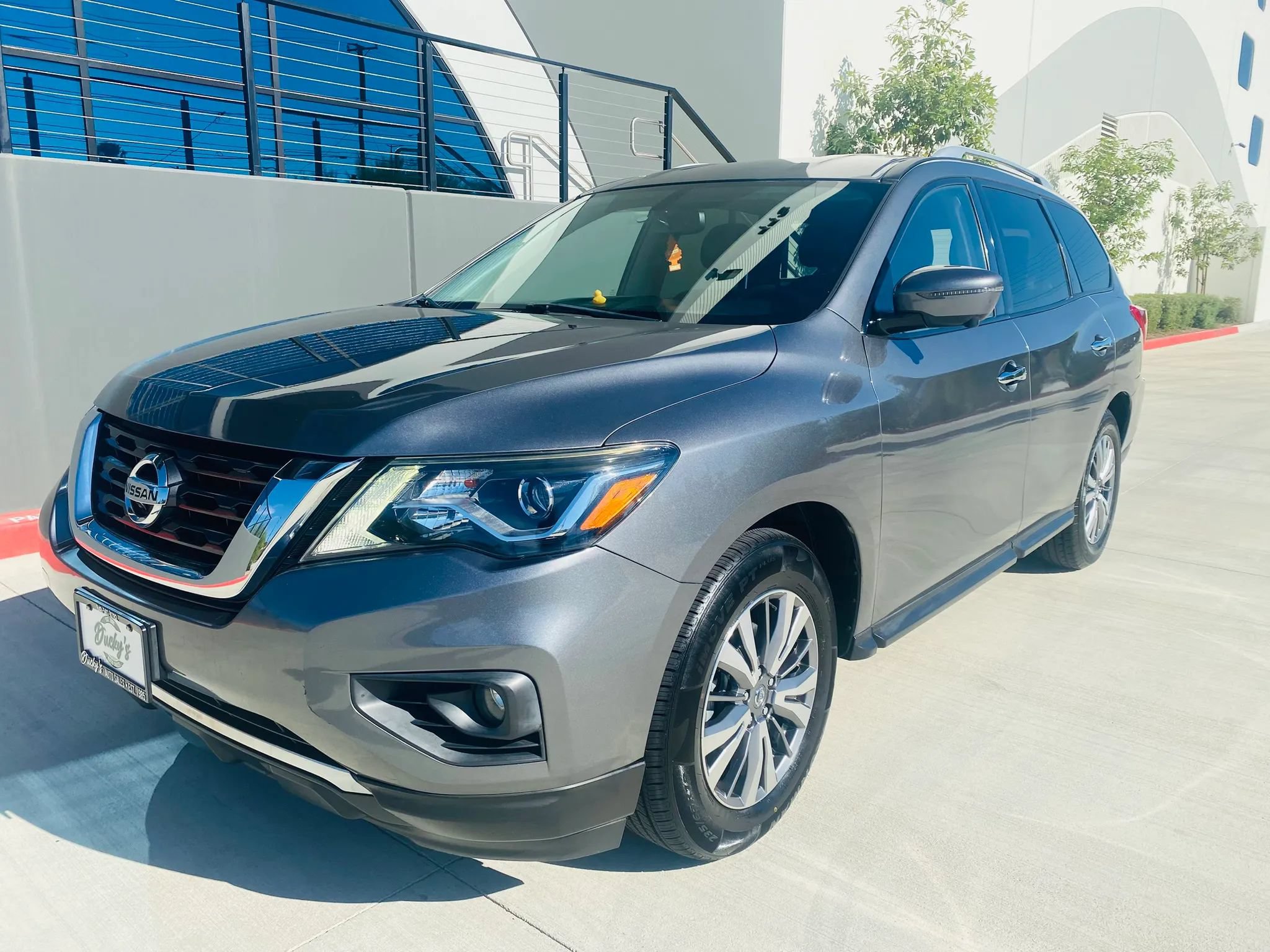 Used 2019 Nissan Pathfinder SL