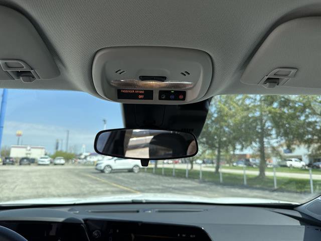 Used 2024 Chevrolet Trax LT w/ Driver Confidence Package FWD image 16