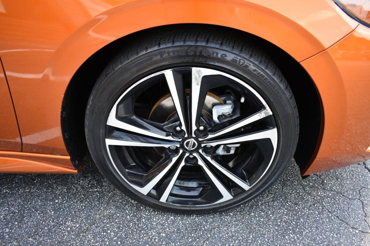 Used 2022 Nissan Sentra SR w/ SR Premium Package FWD image 34