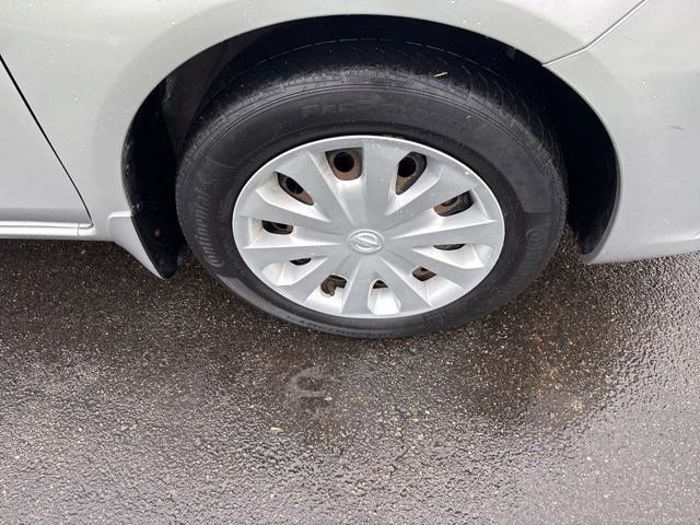Used 2019 Nissan Versa S Plus FWD image 34