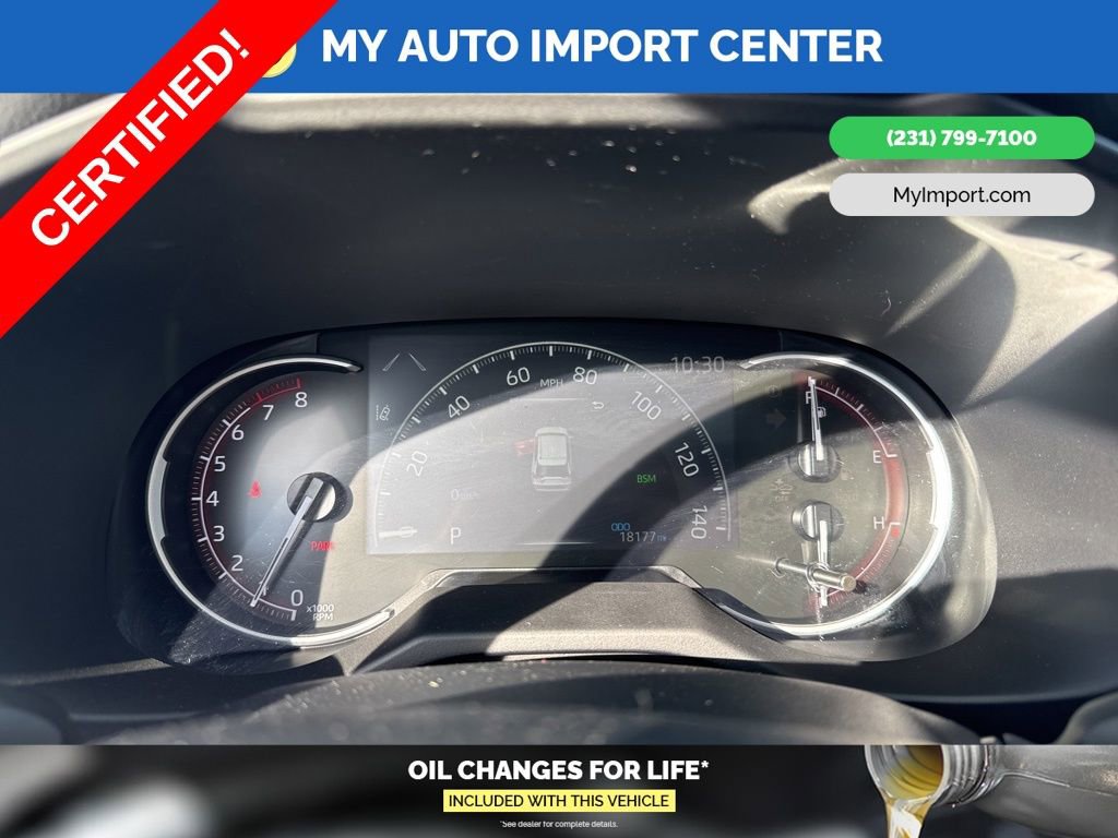 Used 2024 Toyota RAV4 XLE Premium image 17