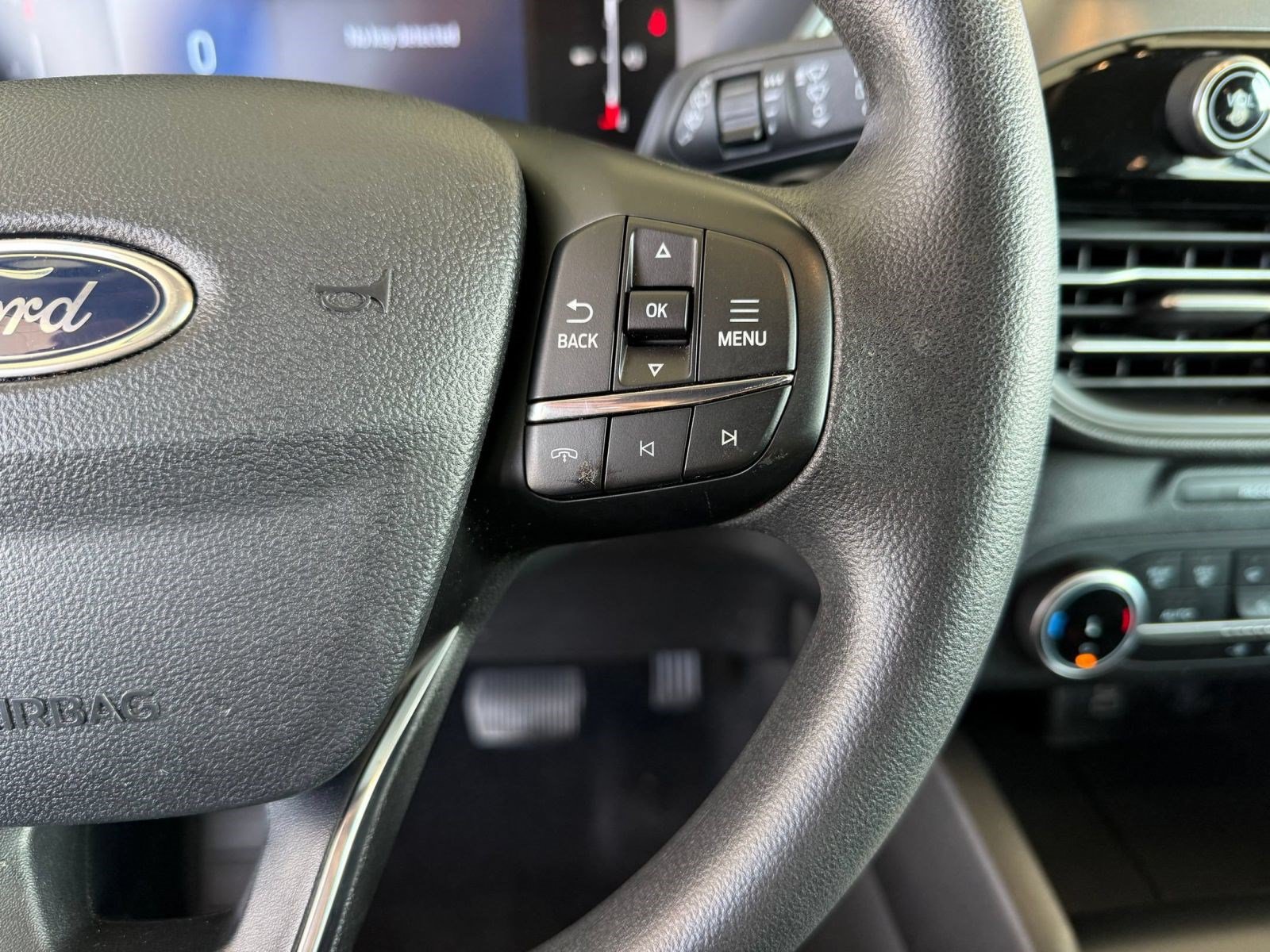 Certified 2025 Ford Escape Active FWD image 18