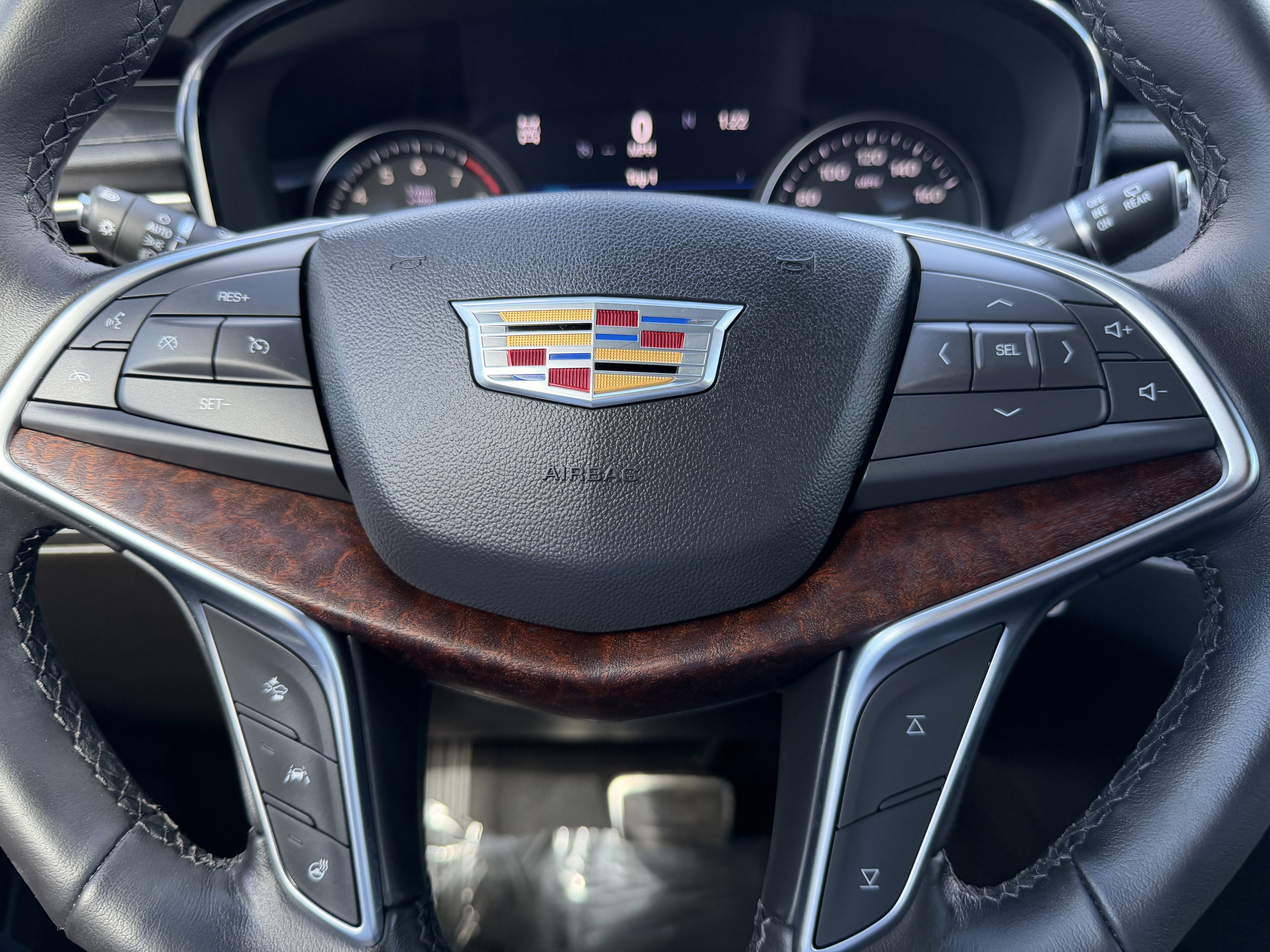 Certified 2022 Cadillac XT5 Sportv w/ Technology Package image 31