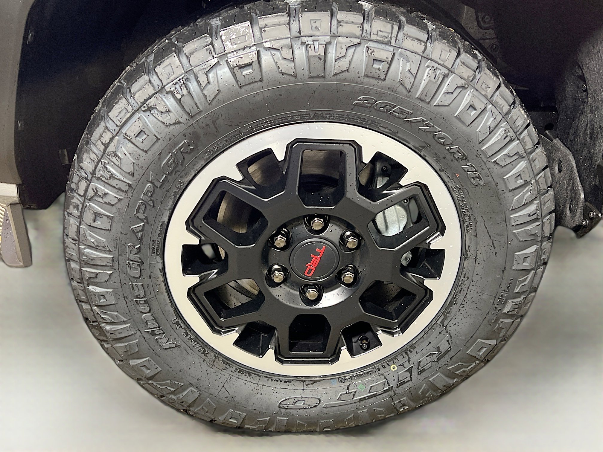 Used 2025 Toyota 4Runner TRD Off-Road AWD/4WD image 14
