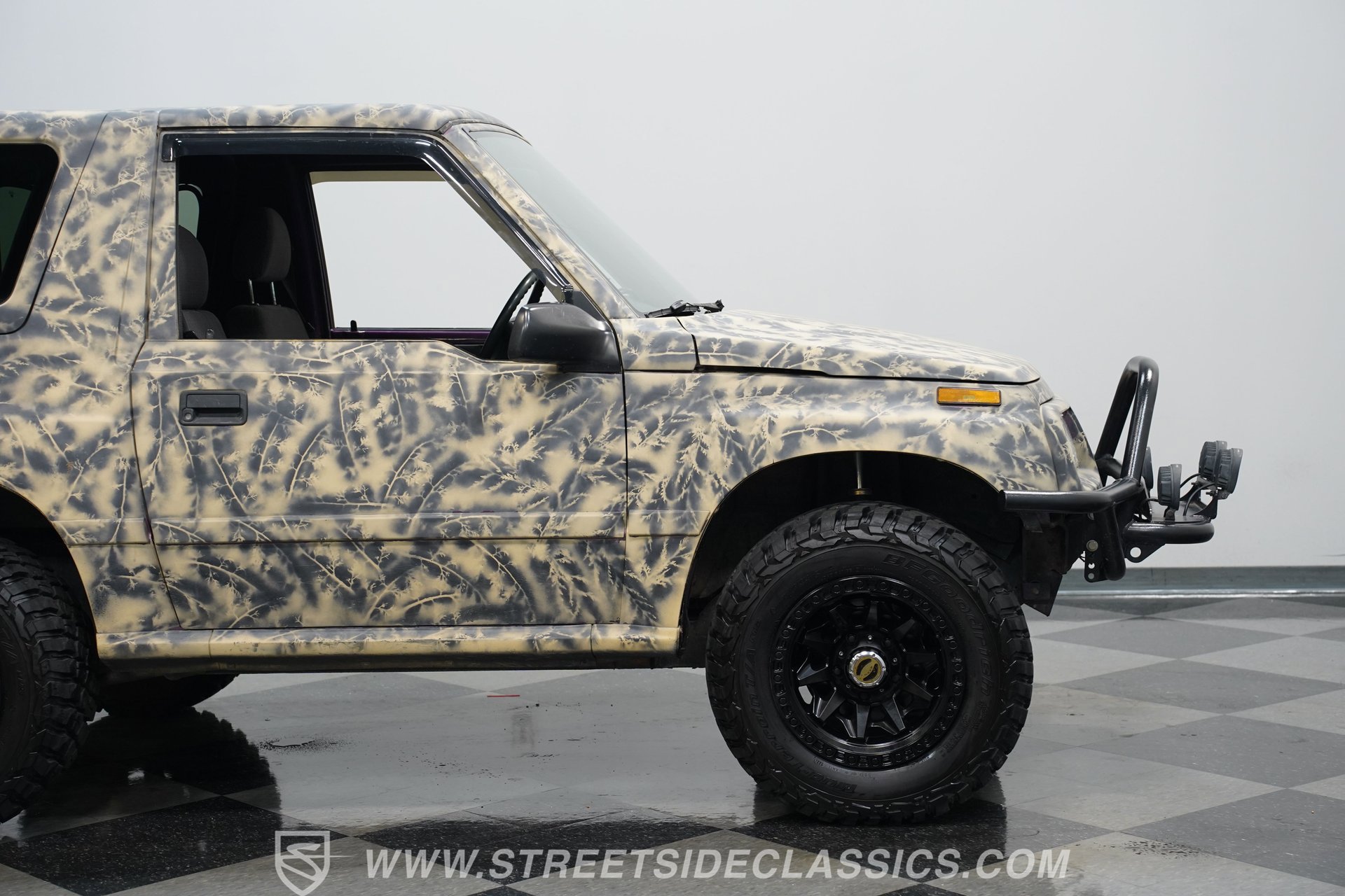 Used 1996 Geo Tracker 4WD 2-Door image 29