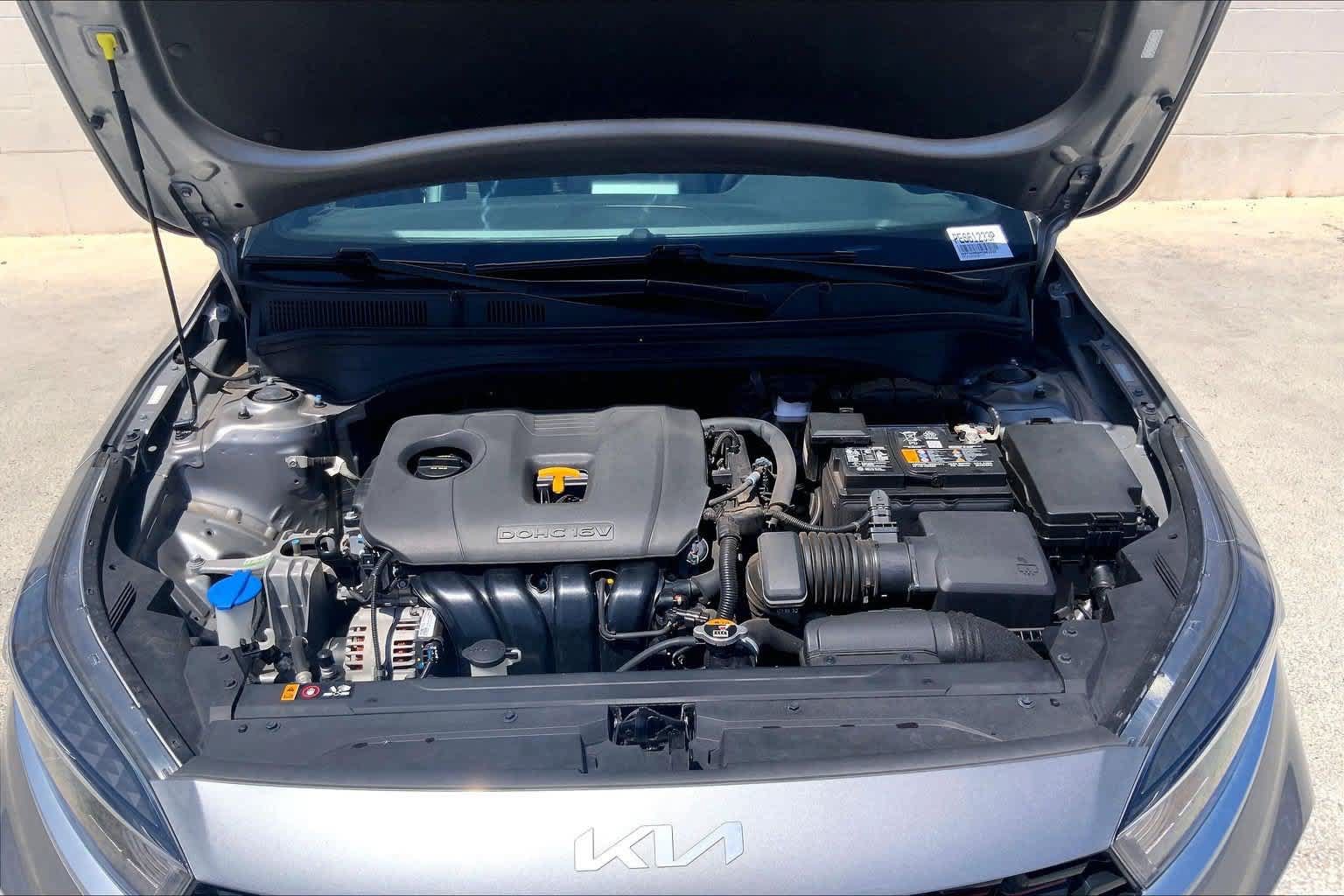 Used 2023 Kia Forte GT-Line w/ GT-Line Premium Package FWD image 9