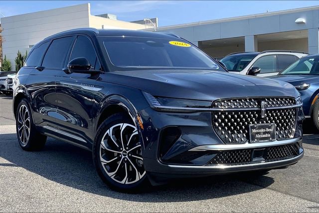 Used 2024 Lincoln Nautilus Reserve w/ Equipment Group 203A image 1