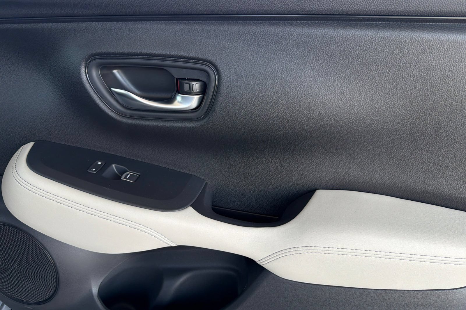 New 2027 Honda HR-V EX-L image 20