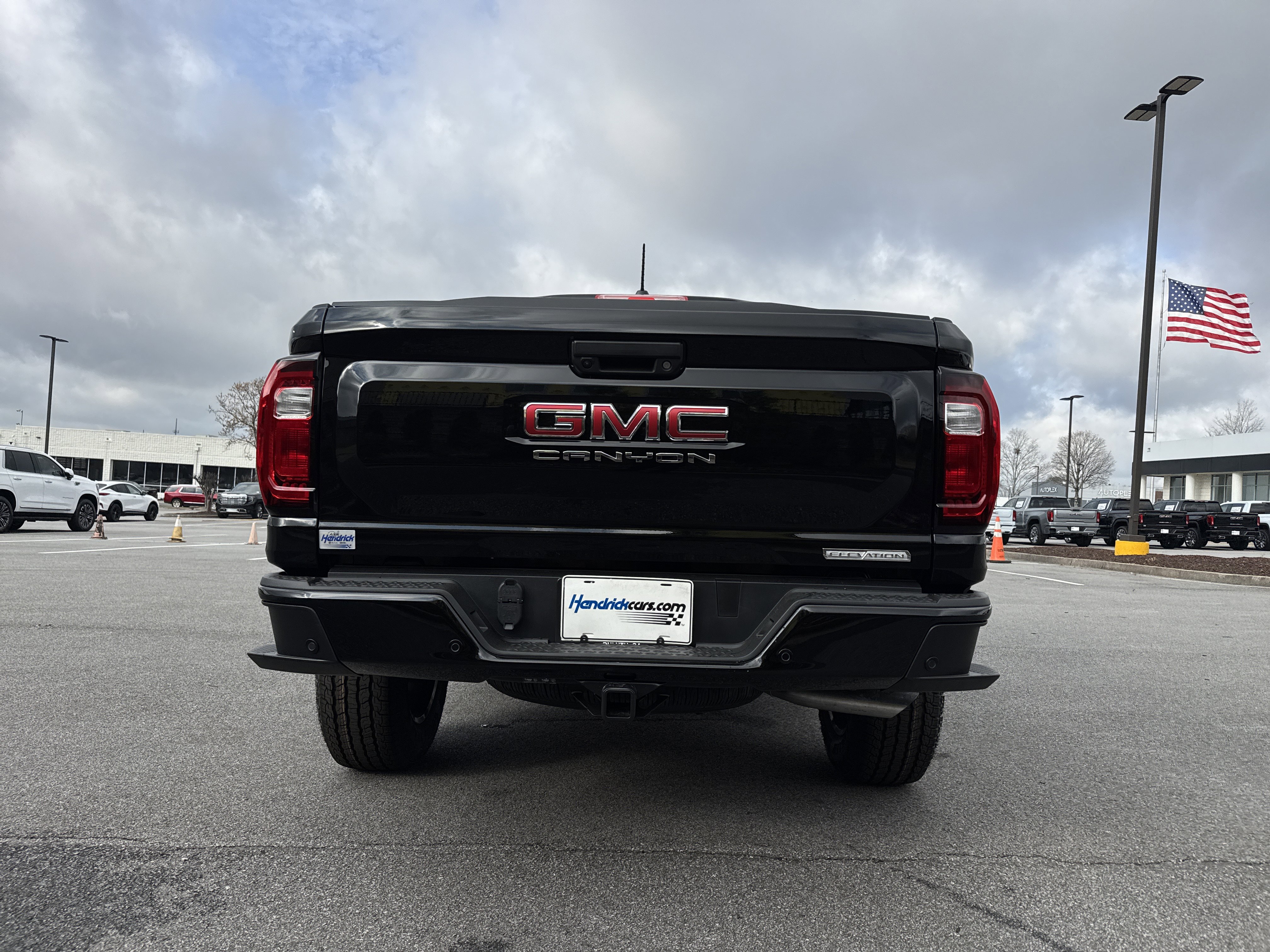 New 2026 GMC Canyon Elevation w/ Convenience Package image 9