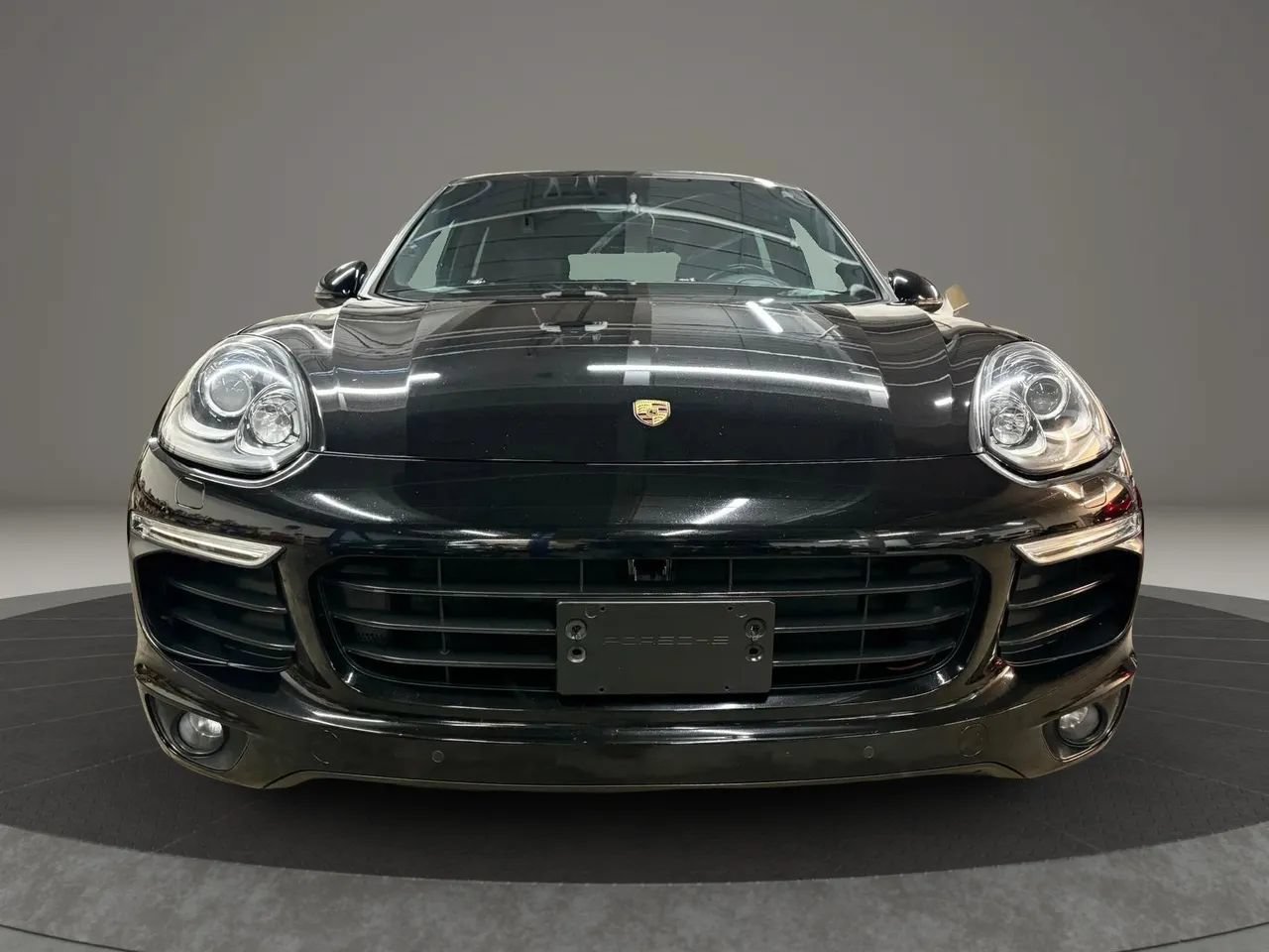 Used 2018 Porsche Cayenne Platinum Edition AWD/4WD image 3