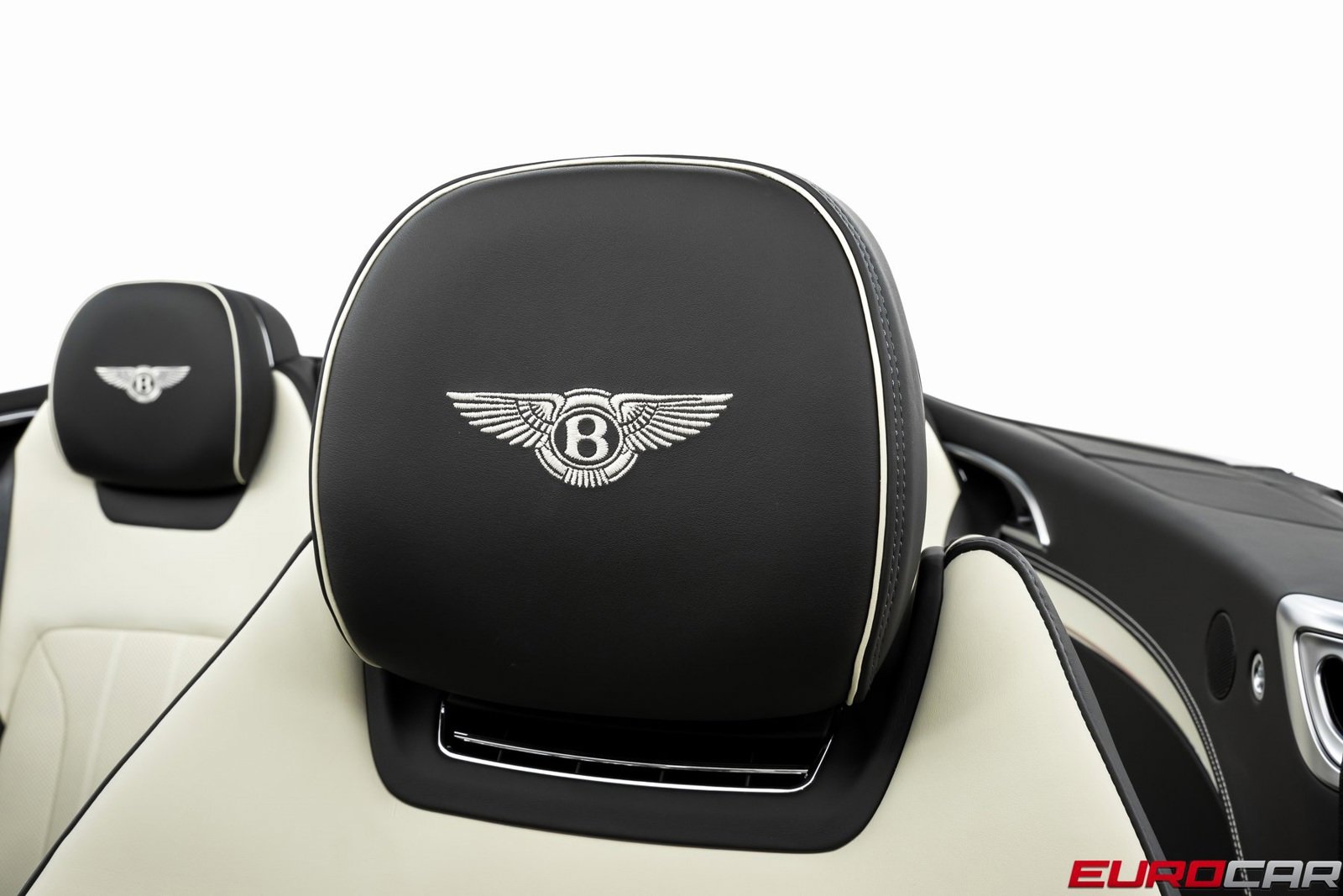 Used 2023 Bentley Continental GT Mulliner image 40