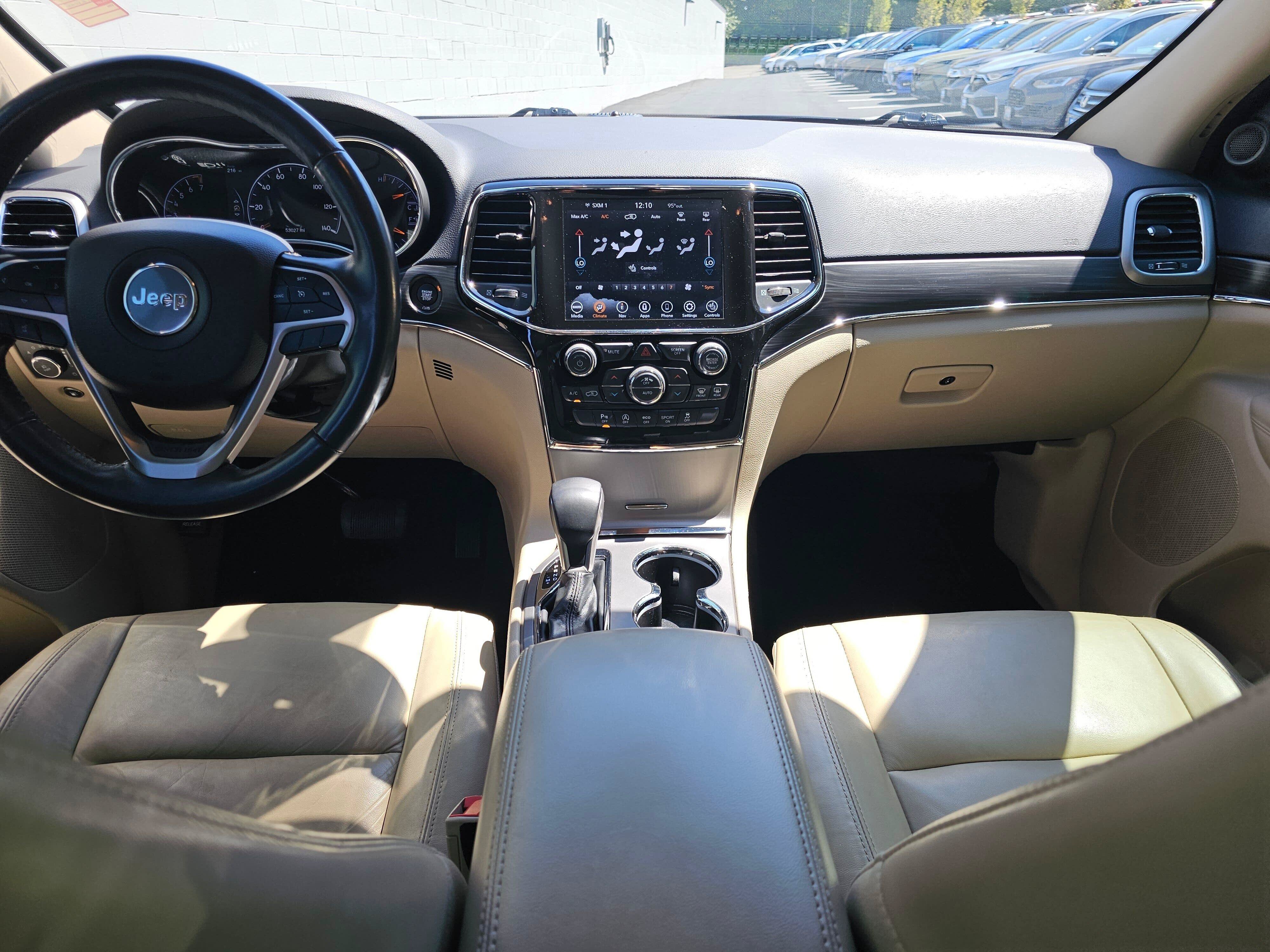 Used 2021 Jeep Grand Cherokee Limited w/ Sun & Sound Group AWD/4WD image 55
