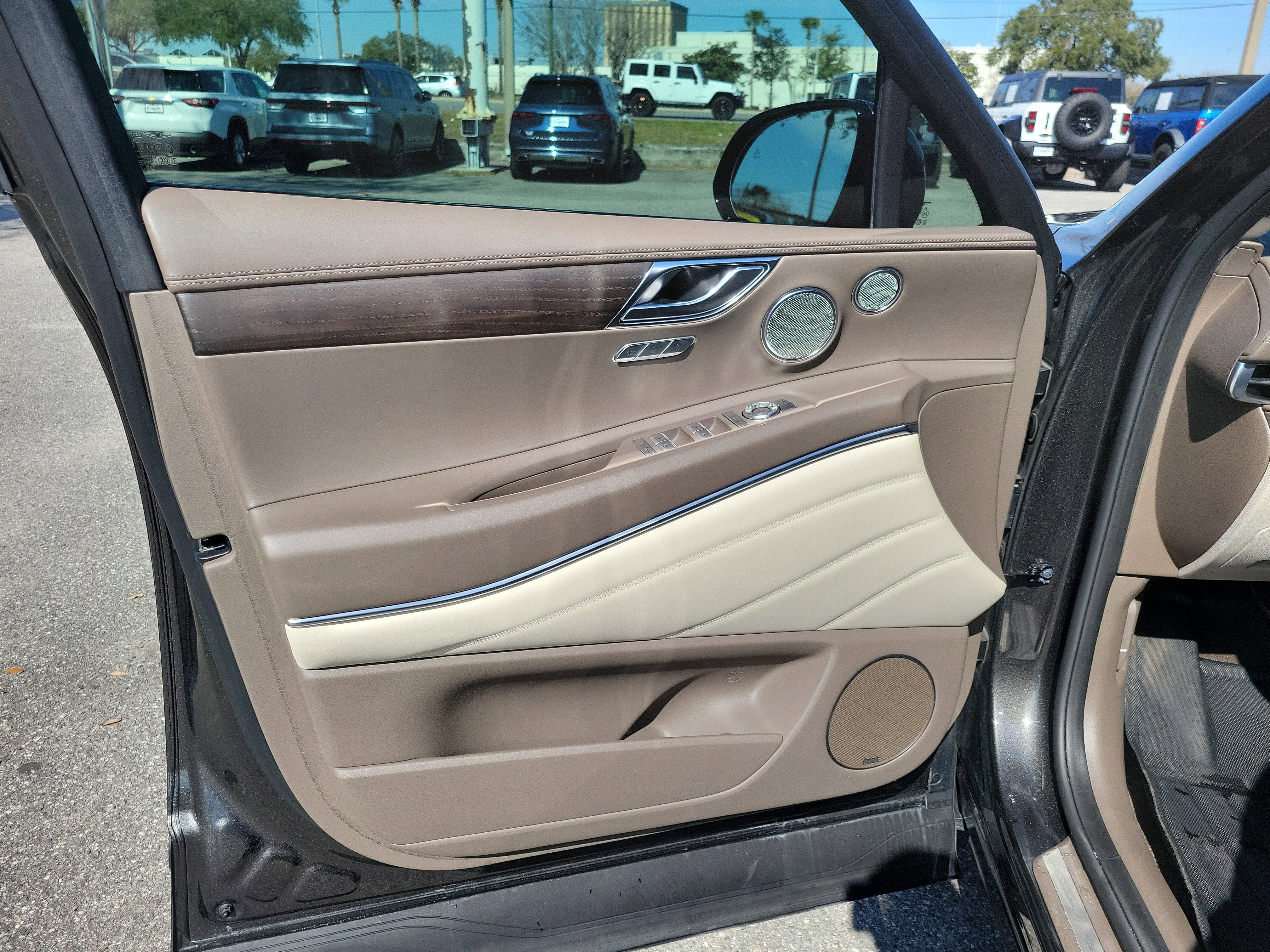 Used 2024 Genesis GV80 3.5T w/ Advanced Package image 5