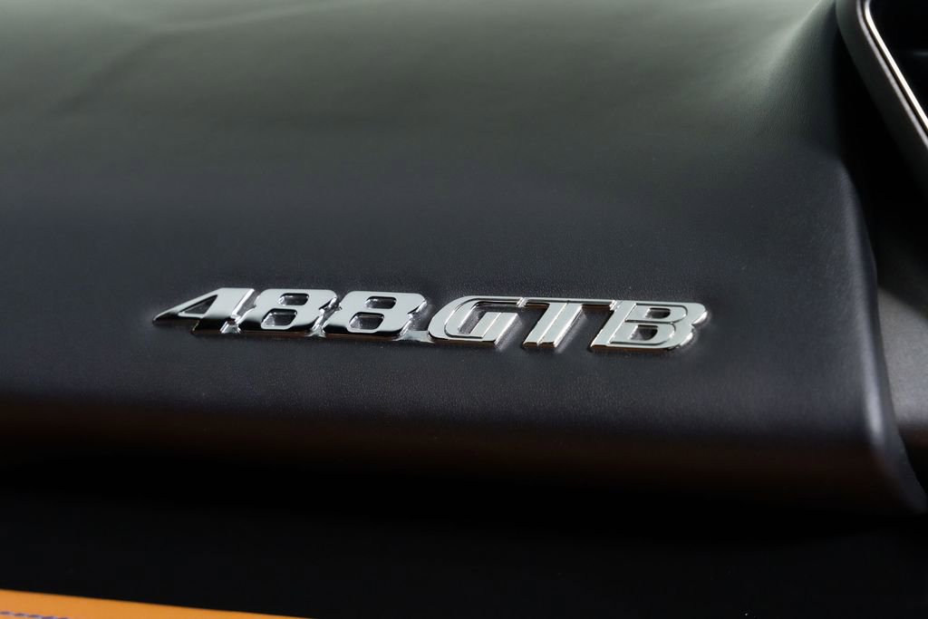 Used 2018 Ferrari 488 GTB image 34
