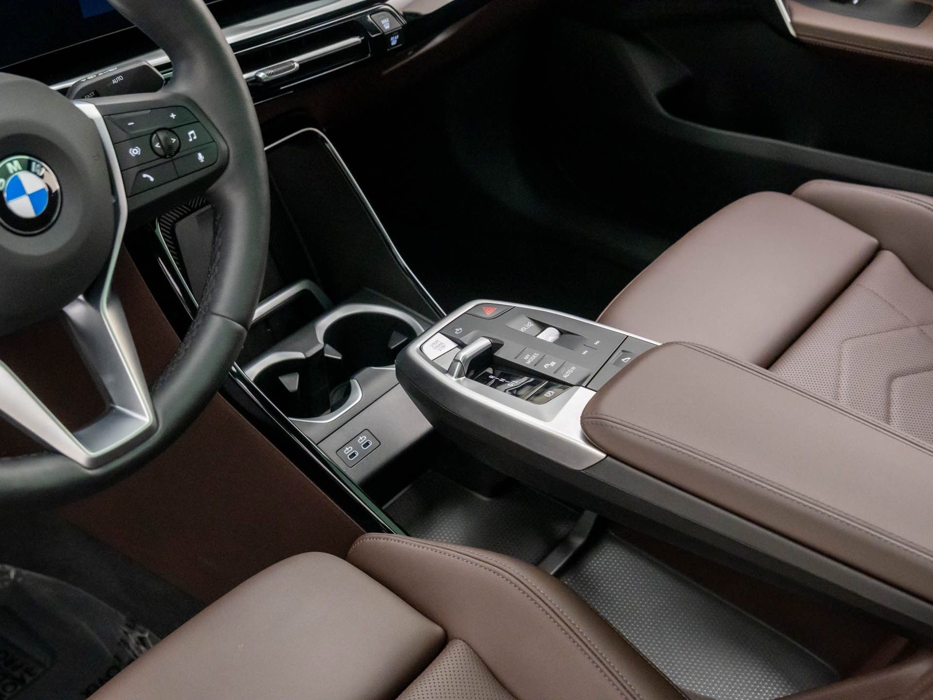 Certified 2025 BMW X2 xDrive28i image 13