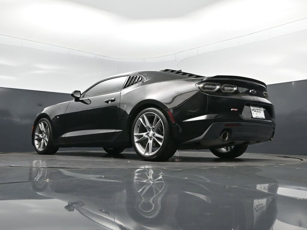 Used 2021 Chevrolet Camaro LT w/ RS Package image 38