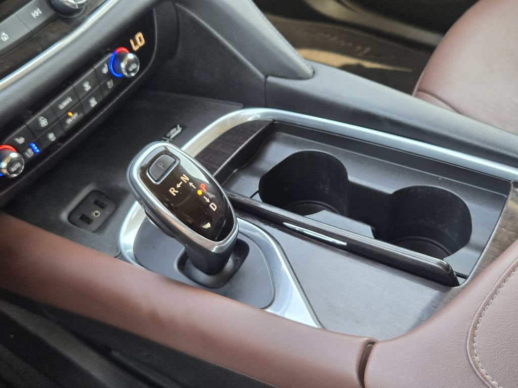 Used 2019 Buick Enclave Avenir w/ Avenir Technology Package FWD image 21