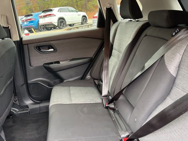 Used 2023 Nissan Rogue SV image 13