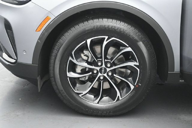 Certified 2024 Lincoln Nautilus Premier w/ Equipment Group 102A AWD/4WD image 36